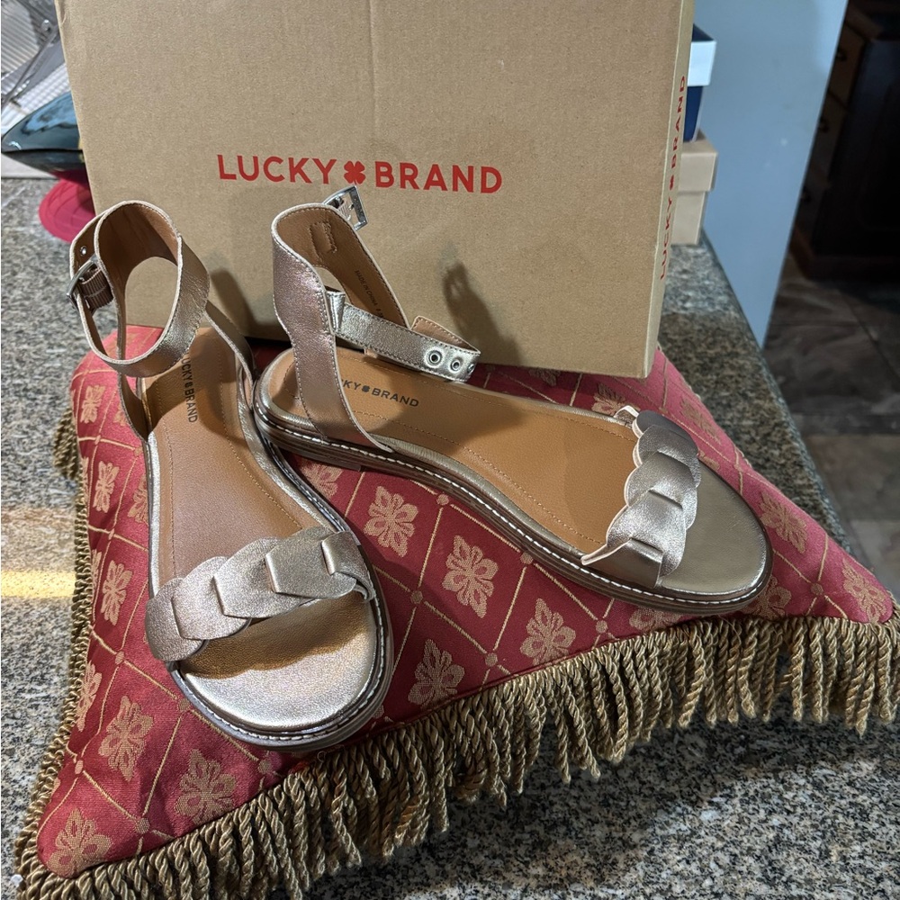 Lucky Brand Tan Sandals with Ankle Strap